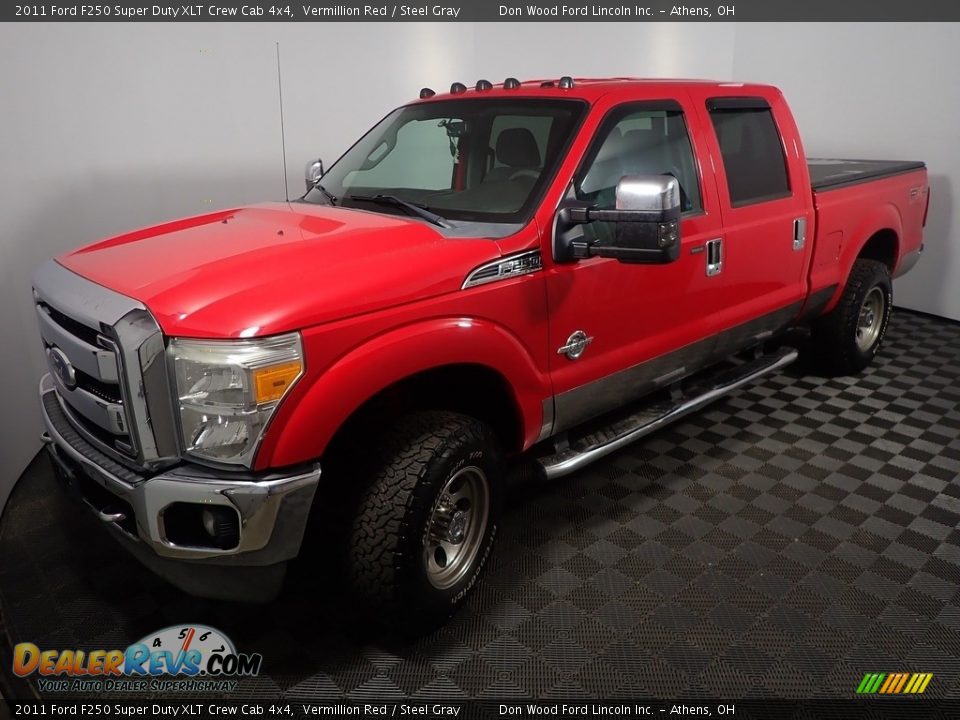 2011 Ford F250 Super Duty XLT Crew Cab 4x4 Vermillion Red / Steel Gray Photo #7