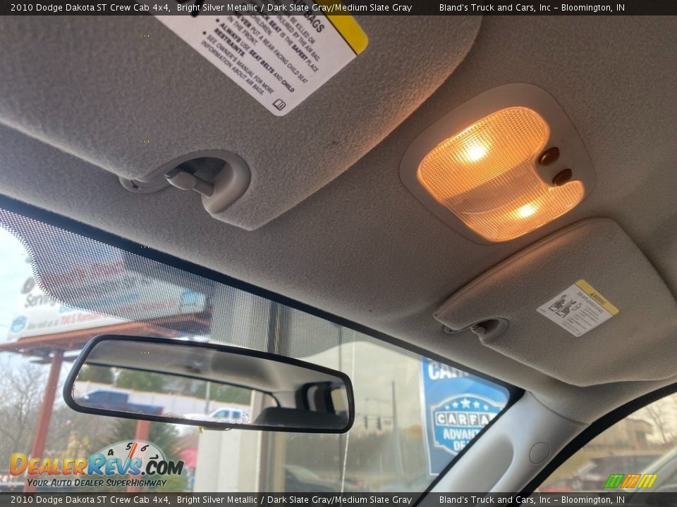 2010 Dodge Dakota ST Crew Cab 4x4 Bright Silver Metallic / Dark Slate Gray/Medium Slate Gray Photo #21