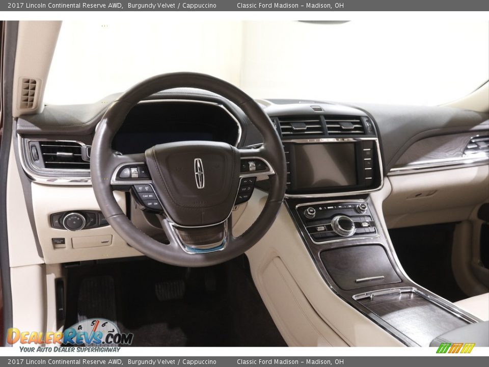 Dashboard of 2017 Lincoln Continental Reserve AWD Photo #7