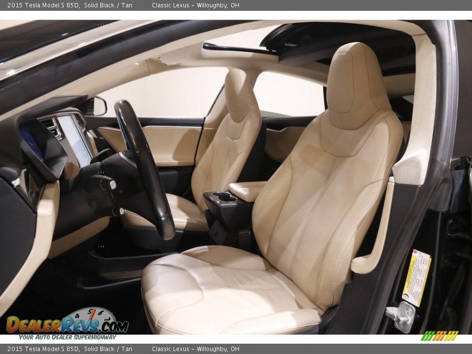 Front Seat of 2015 Tesla Model S 85D Photo #5