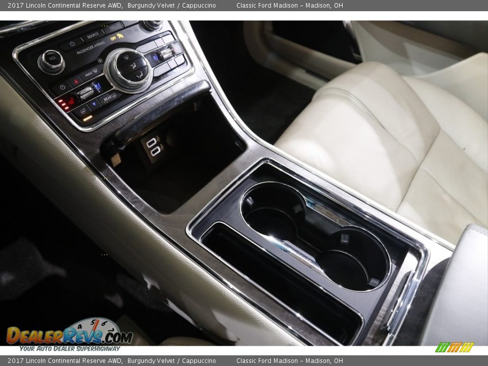 2017 Lincoln Continental Reserve AWD Burgundy Velvet / Cappuccino Photo #15