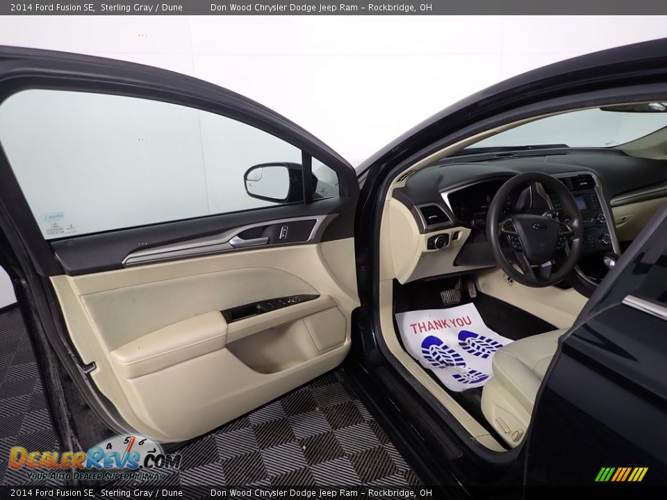 2014 Ford Fusion SE Sterling Gray / Dune Photo #9