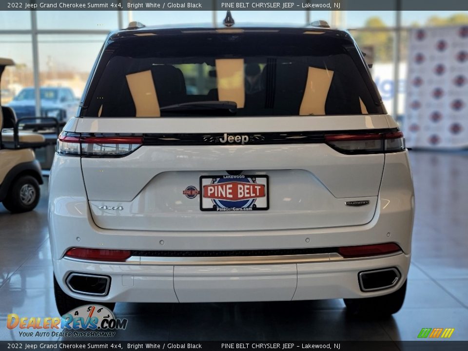 2022 Jeep Grand Cherokee Summit 4x4 Bright White / Global Black Photo #5