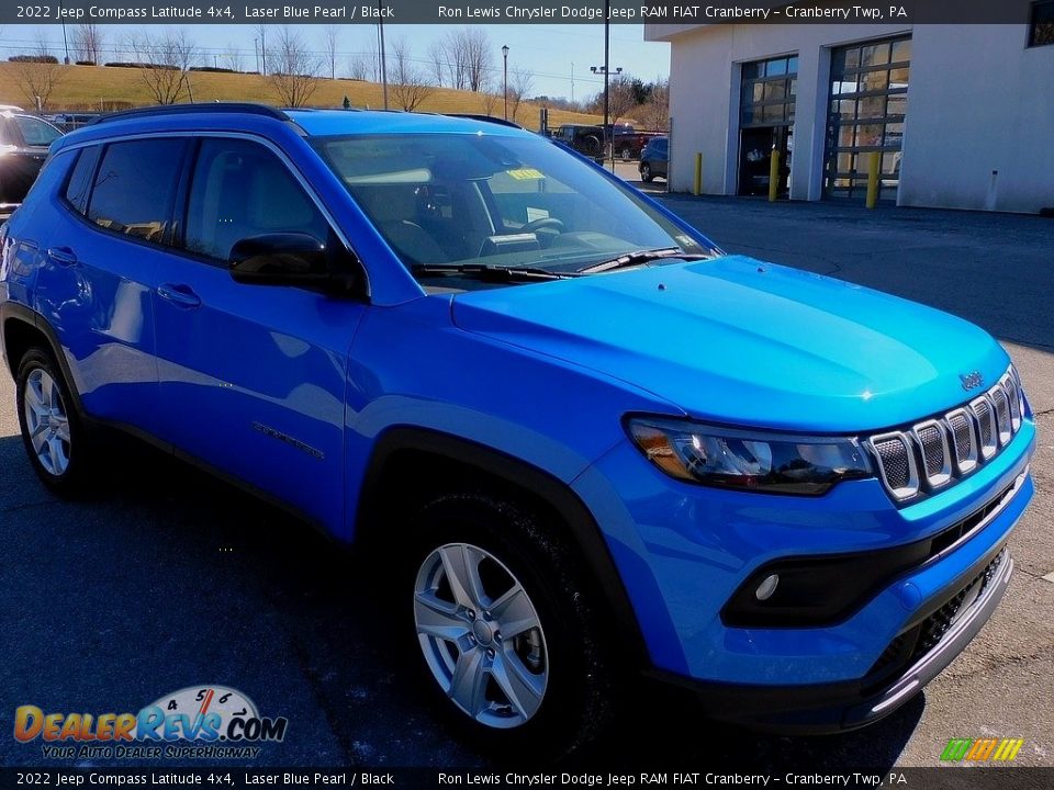 2022 Jeep Compass Latitude 4x4 Laser Blue Pearl / Black Photo #3
