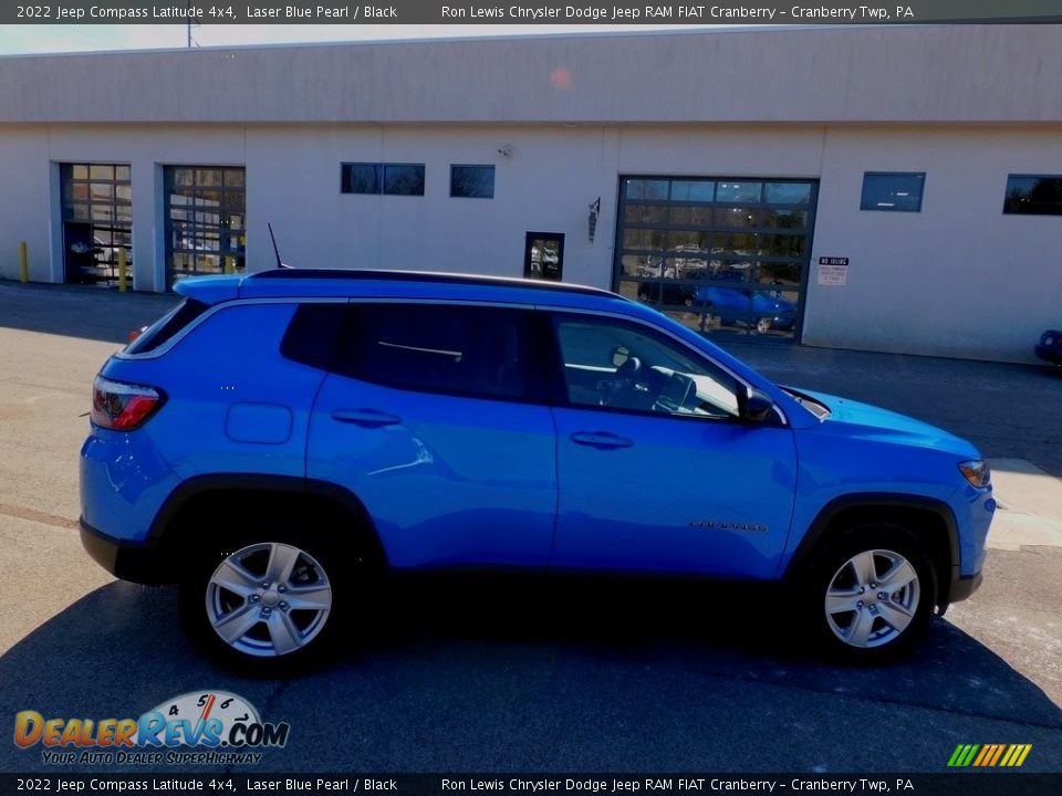 2022 Jeep Compass Latitude 4x4 Laser Blue Pearl / Black Photo #4