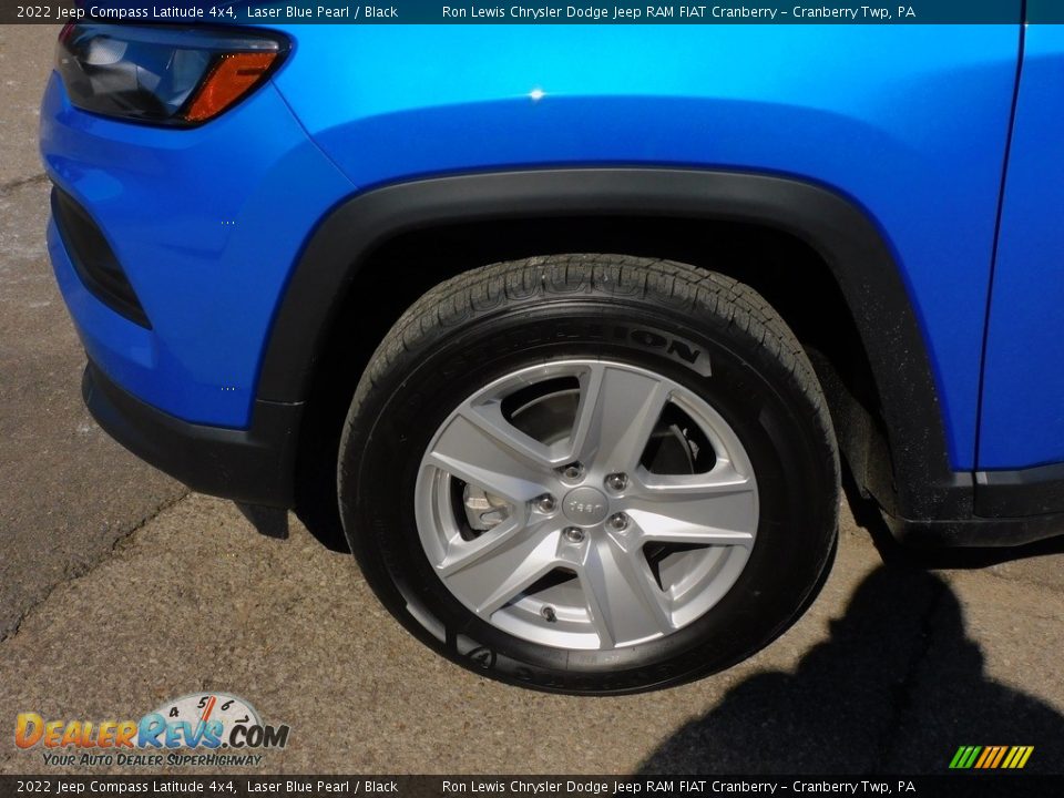 2022 Jeep Compass Latitude 4x4 Laser Blue Pearl / Black Photo #10