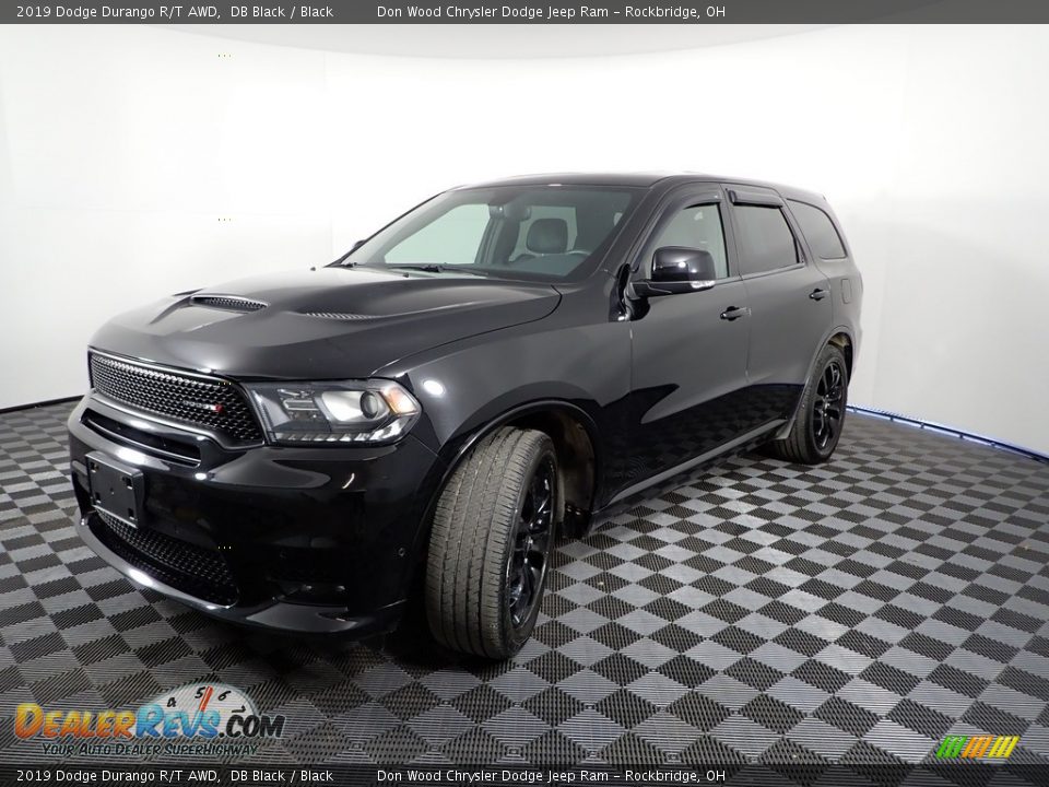 Front 3/4 View of 2019 Dodge Durango R/T AWD Photo #10