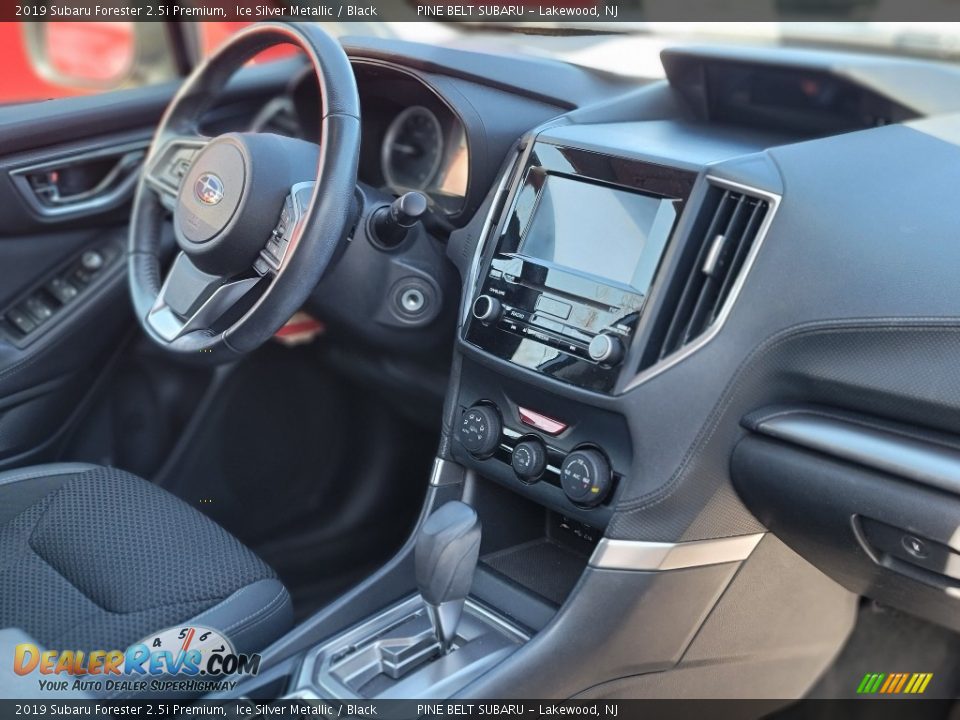 2019 Subaru Forester 2.5i Premium Ice Silver Metallic / Black Photo #2