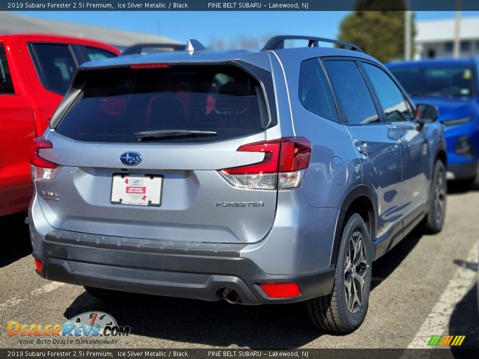 2019 Subaru Forester 2.5i Premium Ice Silver Metallic / Black Photo #3