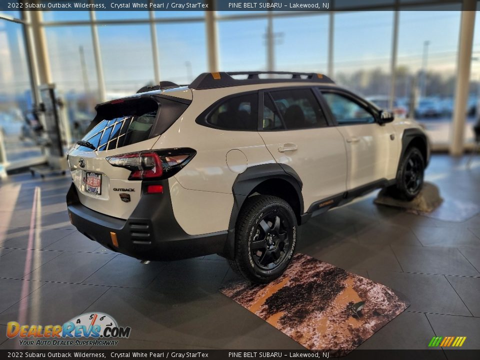 2022 Subaru Outback Wilderness Crystal White Pearl / Gray StarTex Photo #7