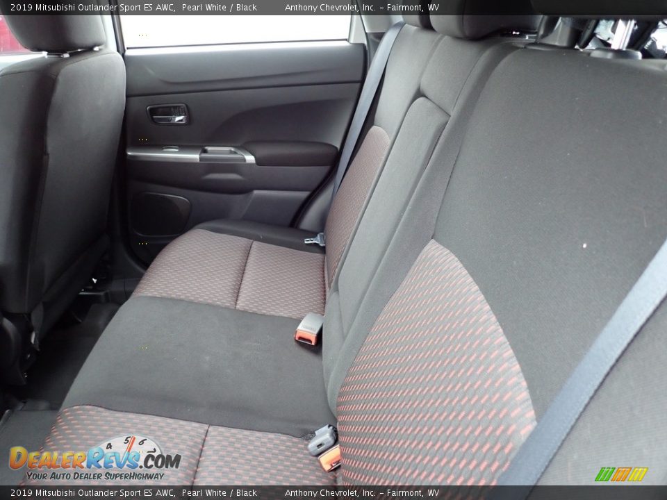 2019 Mitsubishi Outlander Sport ES AWC Pearl White / Black Photo #12