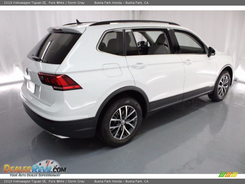2019 Volkswagen Tiguan SE Pure White / Storm Gray Photo #5