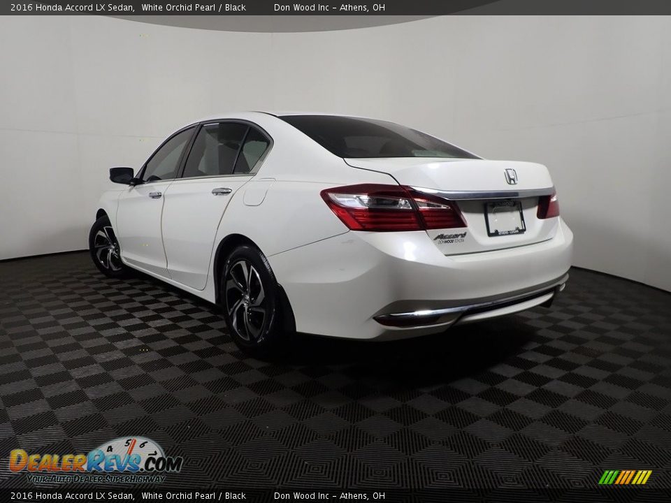 2016 Honda Accord LX Sedan White Orchid Pearl / Black Photo #11