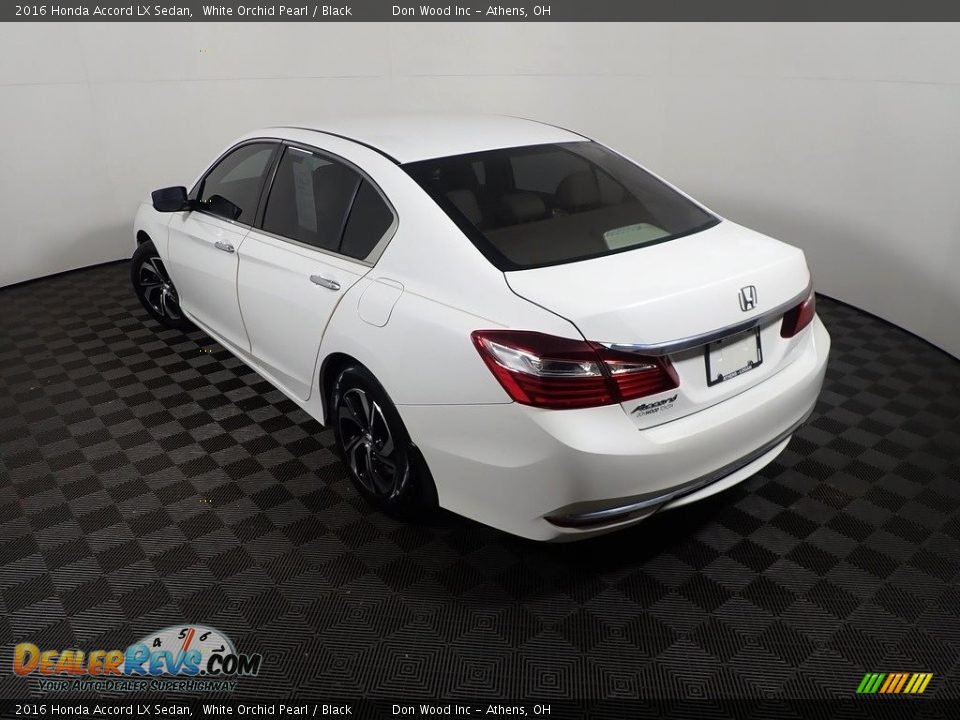 2016 Honda Accord LX Sedan White Orchid Pearl / Black Photo #12
