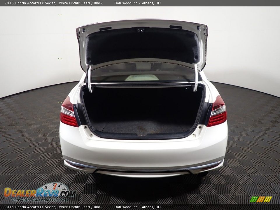 2016 Honda Accord LX Sedan White Orchid Pearl / Black Photo #14