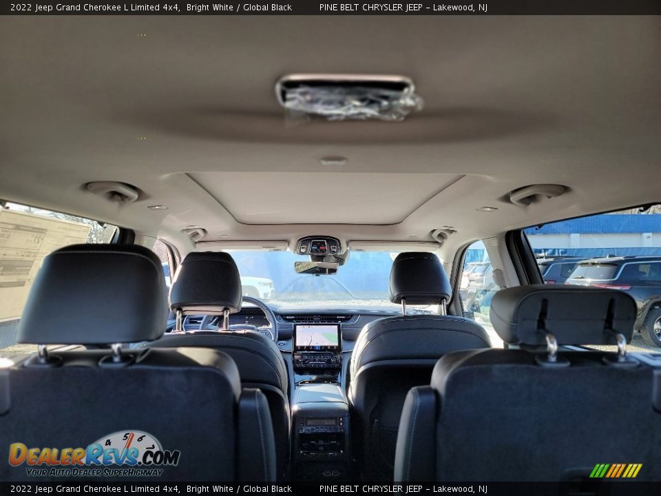 2022 Jeep Grand Cherokee L Limited 4x4 Bright White / Global Black Photo #11