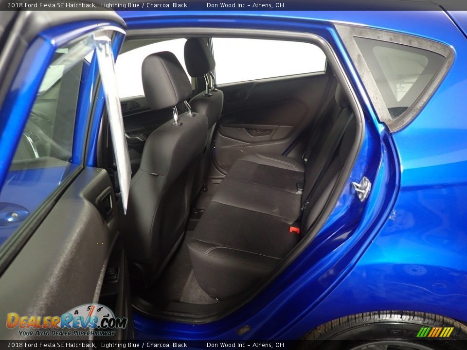 2018 Ford Fiesta SE Hatchback Lightning Blue / Charcoal Black Photo #35