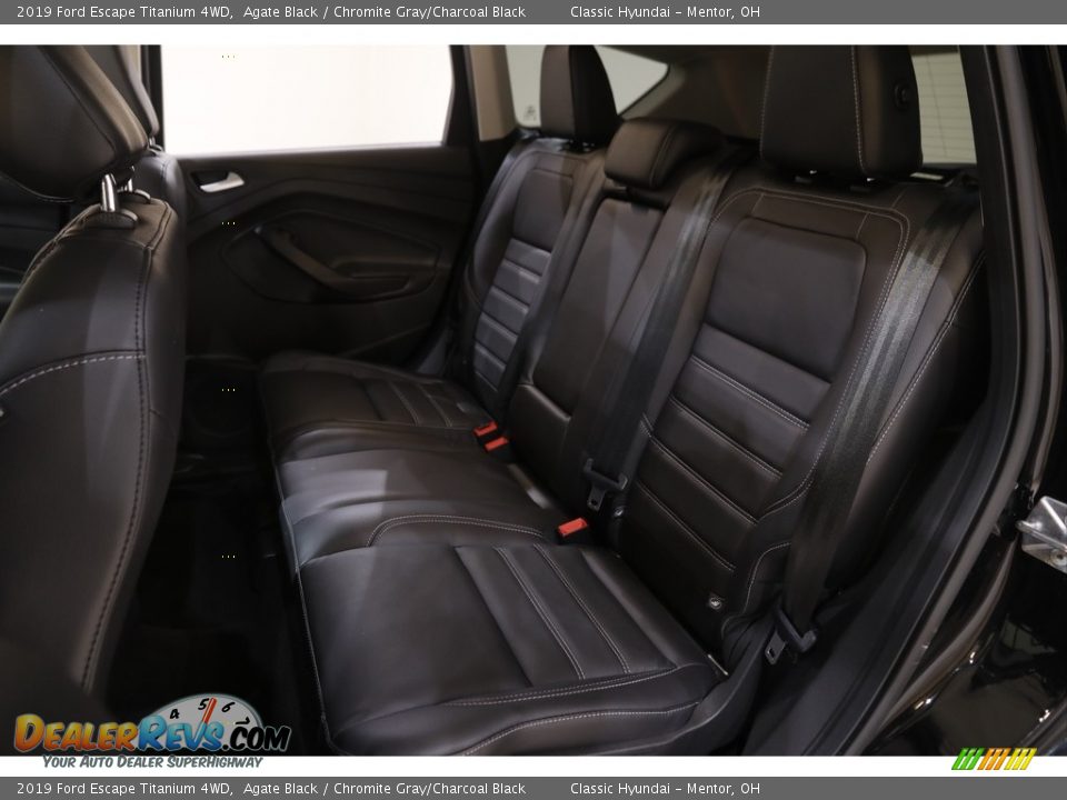 2019 Ford Escape Titanium 4WD Agate Black / Chromite Gray/Charcoal Black Photo #17