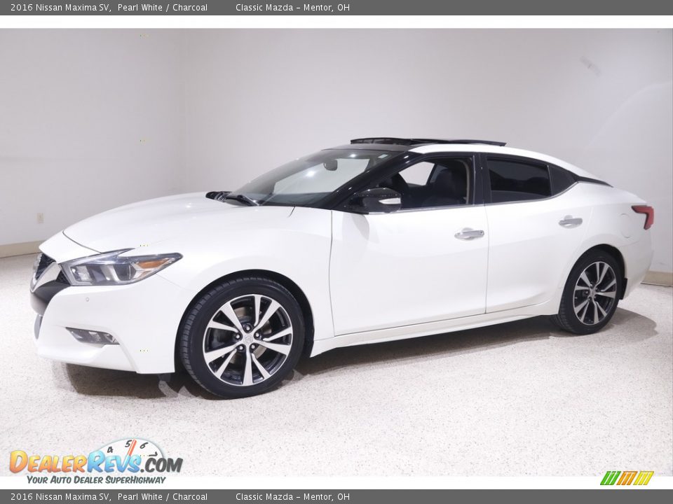 2016 Nissan Maxima SV Pearl White / Charcoal Photo #3