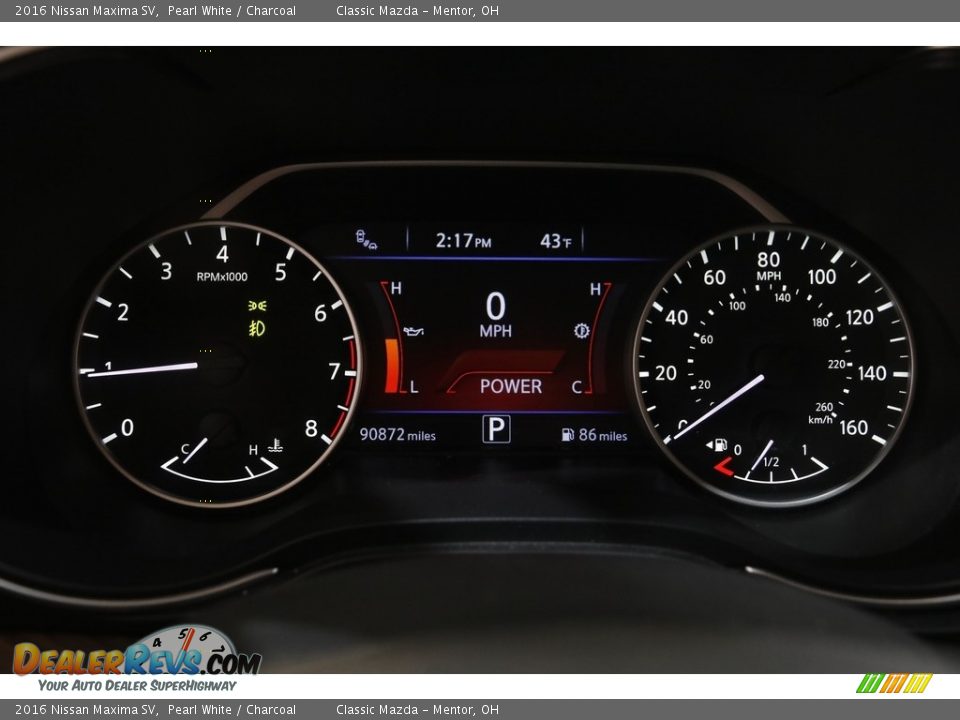 2016 Nissan Maxima SV Pearl White / Charcoal Photo #8