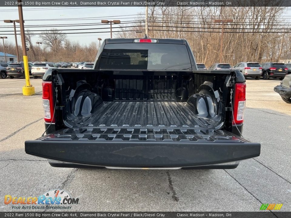2022 Ram 1500 Big Horn Crew Cab 4x4 Diamond Black Crystal Pearl / Black/Diesel Gray Photo #11