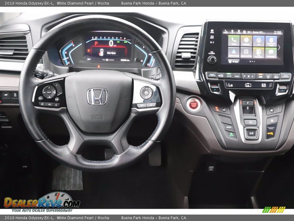 2019 Honda Odyssey EX-L White Diamond Pearl / Mocha Photo #17