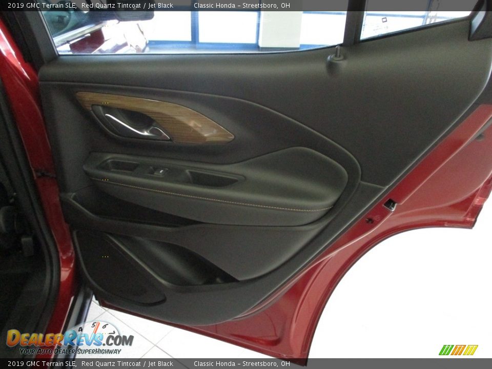 2019 GMC Terrain SLE Red Quartz Tintcoat / Jet Black Photo #17
