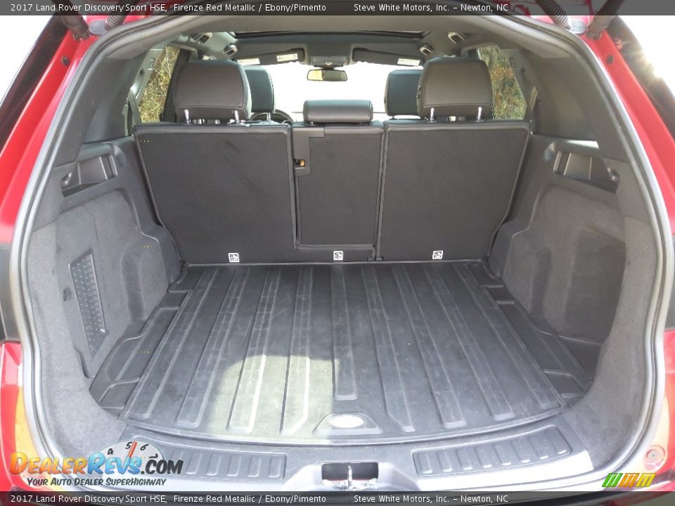 2017 Land Rover Discovery Sport HSE Trunk Photo #15