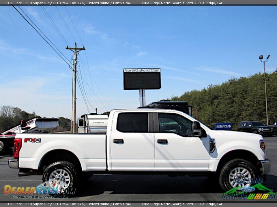 2018 Ford F250 Super Duty XLT Crew Cab 4x4 Oxford White / Earth Gray Photo #6