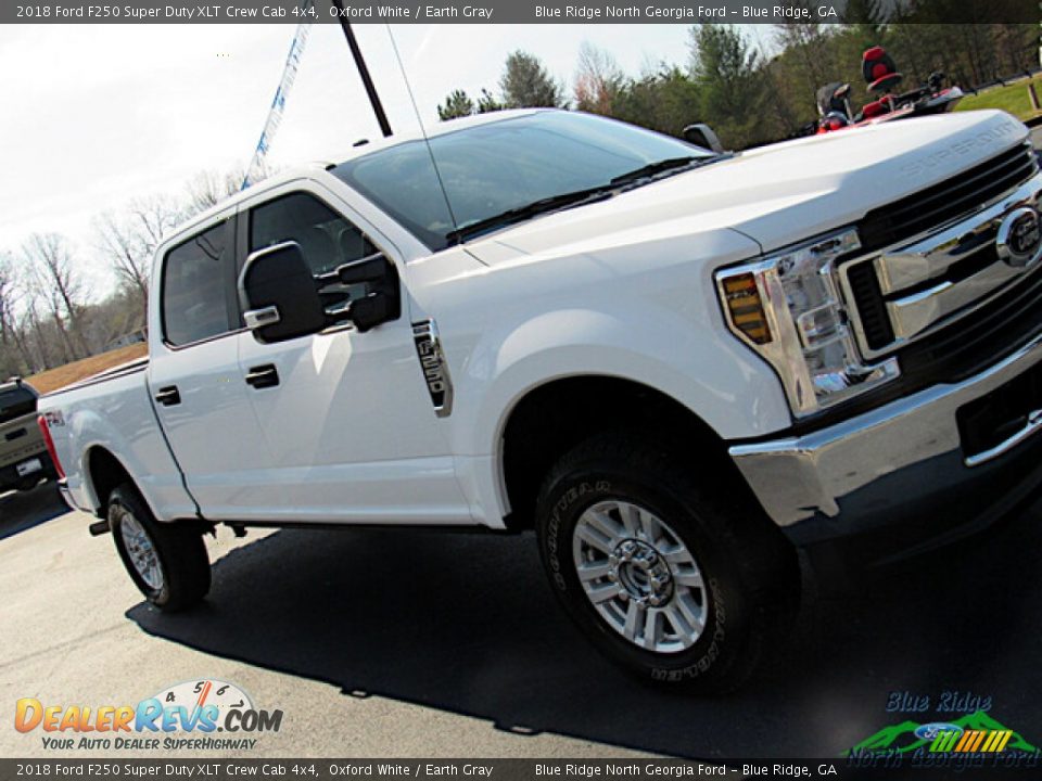 2018 Ford F250 Super Duty XLT Crew Cab 4x4 Oxford White / Earth Gray Photo #28