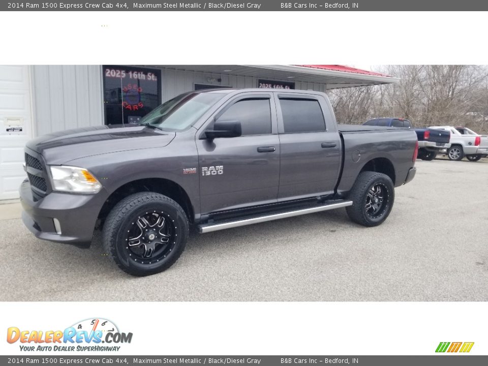 2014 Ram 1500 Express Crew Cab 4x4 Maximum Steel Metallic / Black/Diesel Gray Photo #4