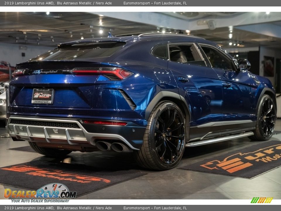 2019 Lamborghini Urus AWD Blu Astraeus Metallic / Nero Ade Photo #5