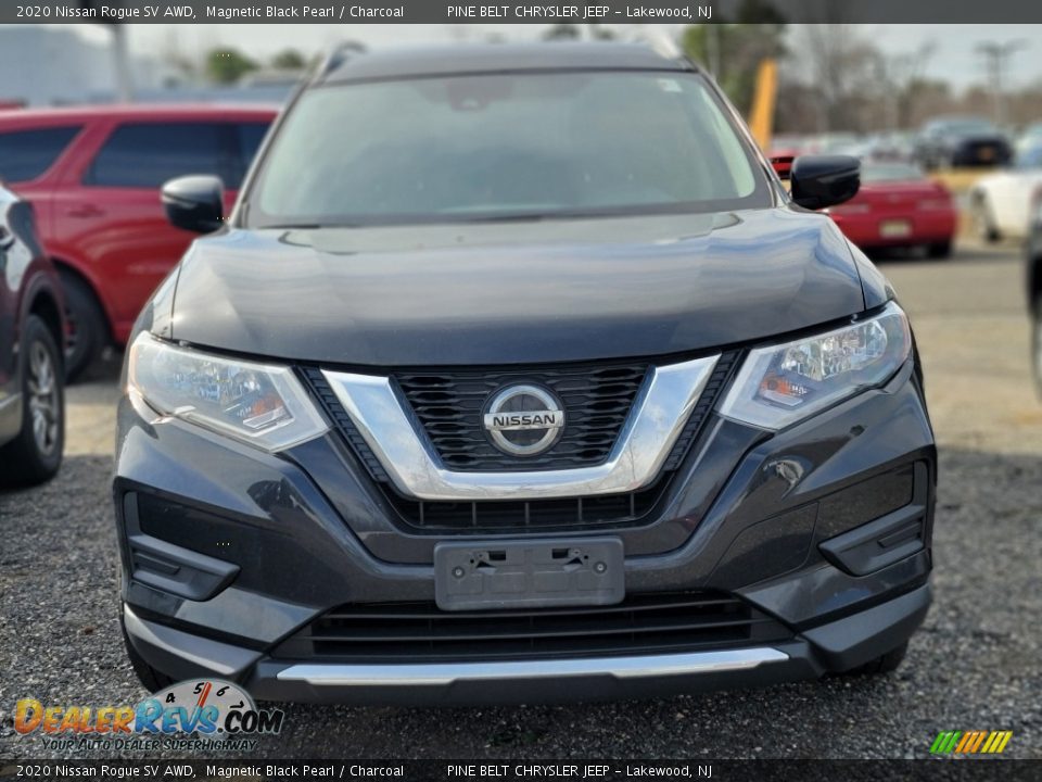 2020 Nissan Rogue SV AWD Magnetic Black Pearl / Charcoal Photo #2