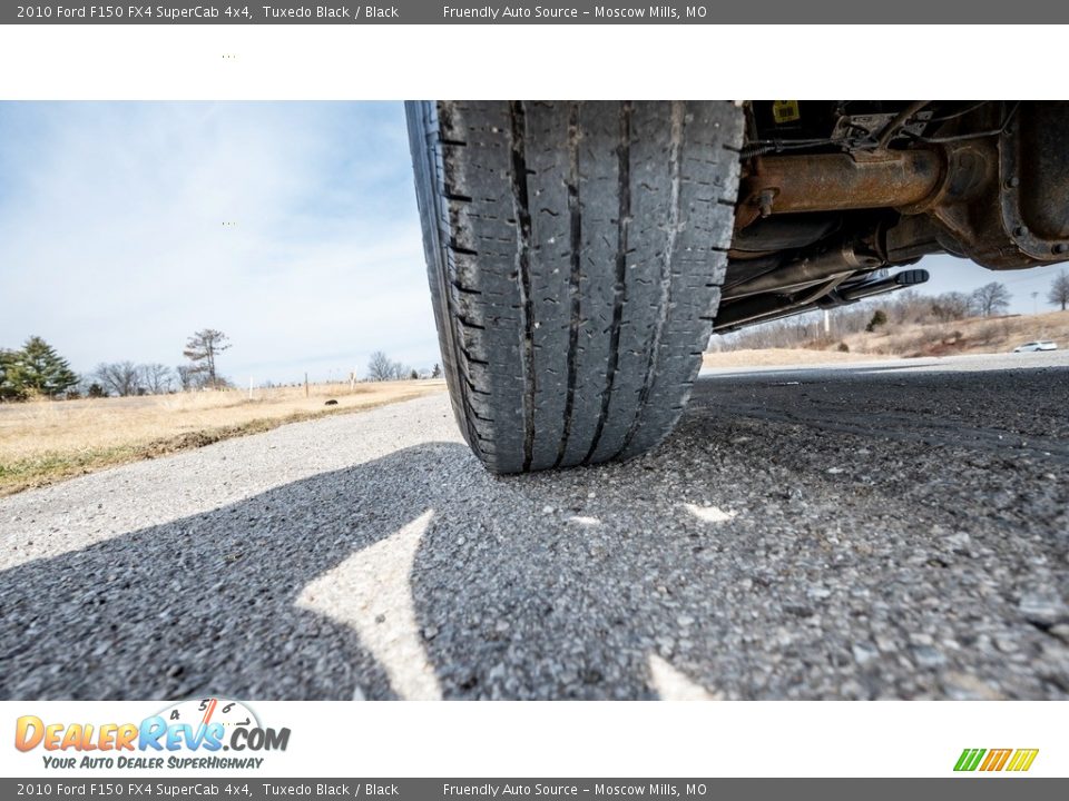 2010 Ford F150 FX4 SuperCab 4x4 Tuxedo Black / Black Photo #14