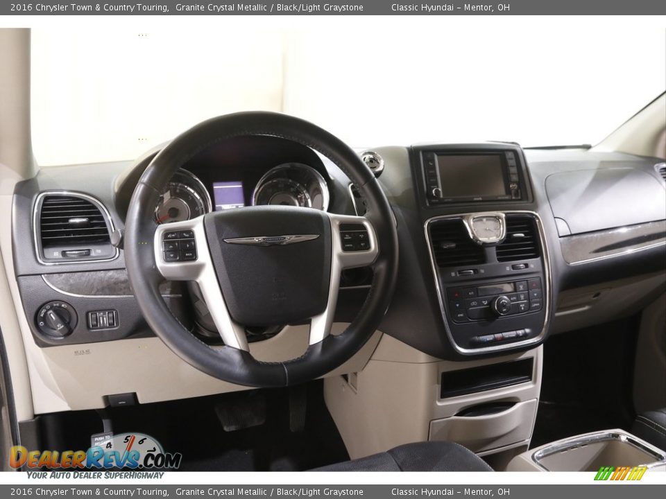 2016 Chrysler Town & Country Touring Granite Crystal Metallic / Black/Light Graystone Photo #6