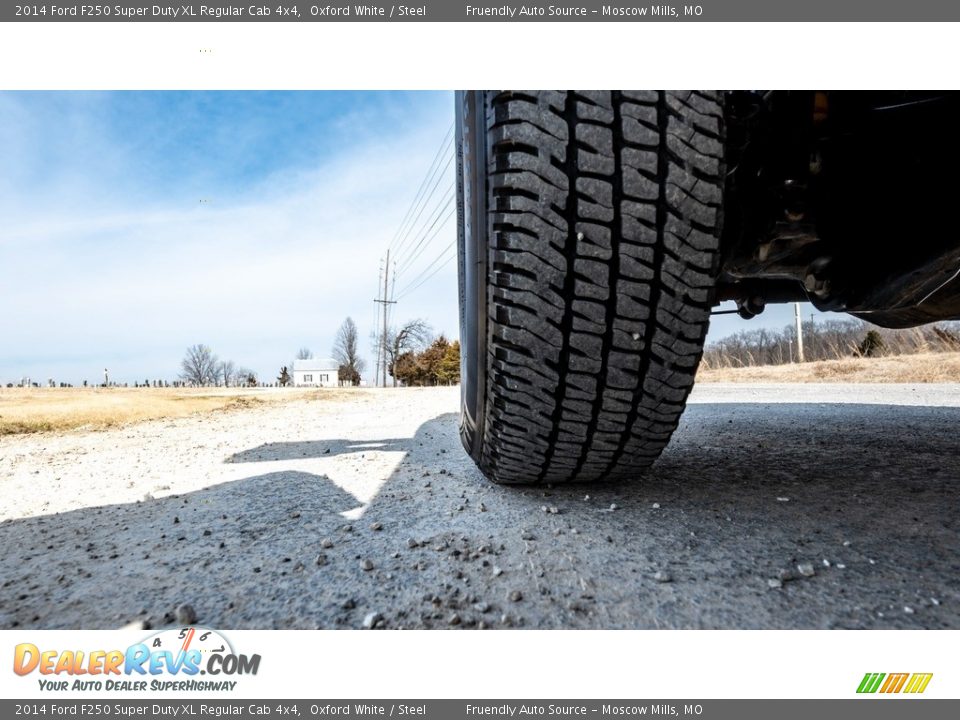 2014 Ford F250 Super Duty XL Regular Cab 4x4 Oxford White / Steel Photo #15