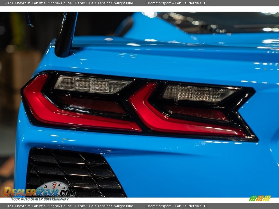 2021 Chevrolet Corvette Stingray Coupe Rapid Blue / Tension/Twilight Blue Photo #36