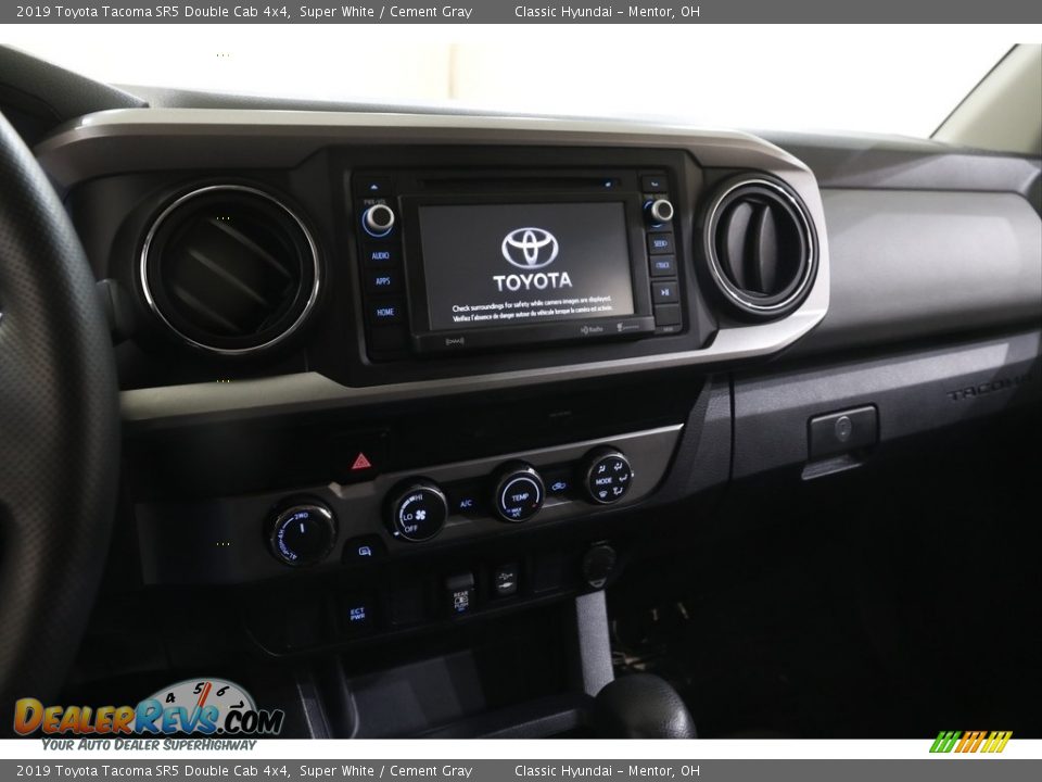 2019 Toyota Tacoma SR5 Double Cab 4x4 Super White / Cement Gray Photo #9