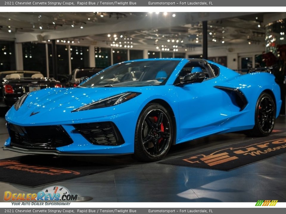 Front 3/4 View of 2021 Chevrolet Corvette Stingray Coupe Photo #39