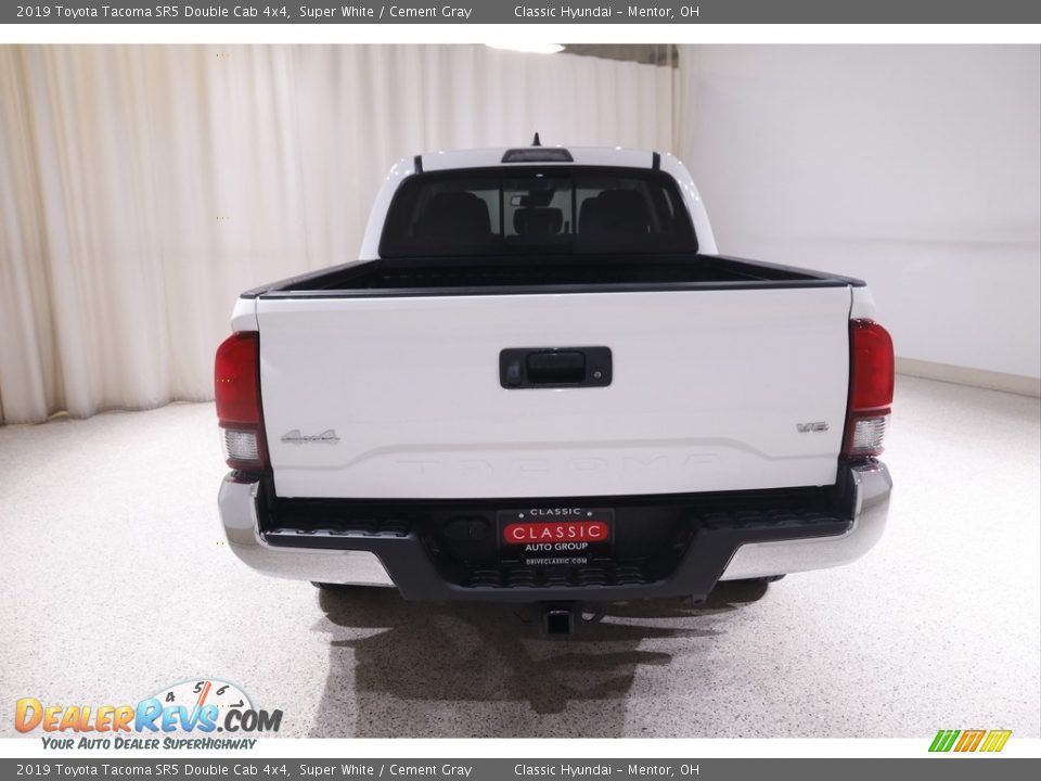 2019 Toyota Tacoma SR5 Double Cab 4x4 Super White / Cement Gray Photo #18