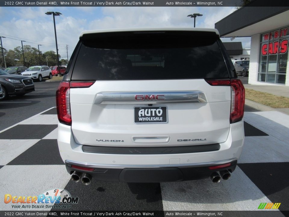 2022 GMC Yukon Denali 4WD White Frost Tricoat / Very Dark Ash Gray/Dark Walnut Photo #4