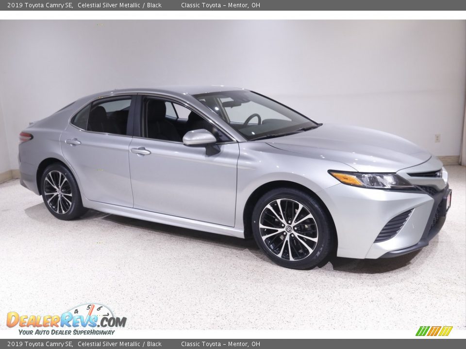 2019 Toyota Camry SE Celestial Silver Metallic / Black Photo #1