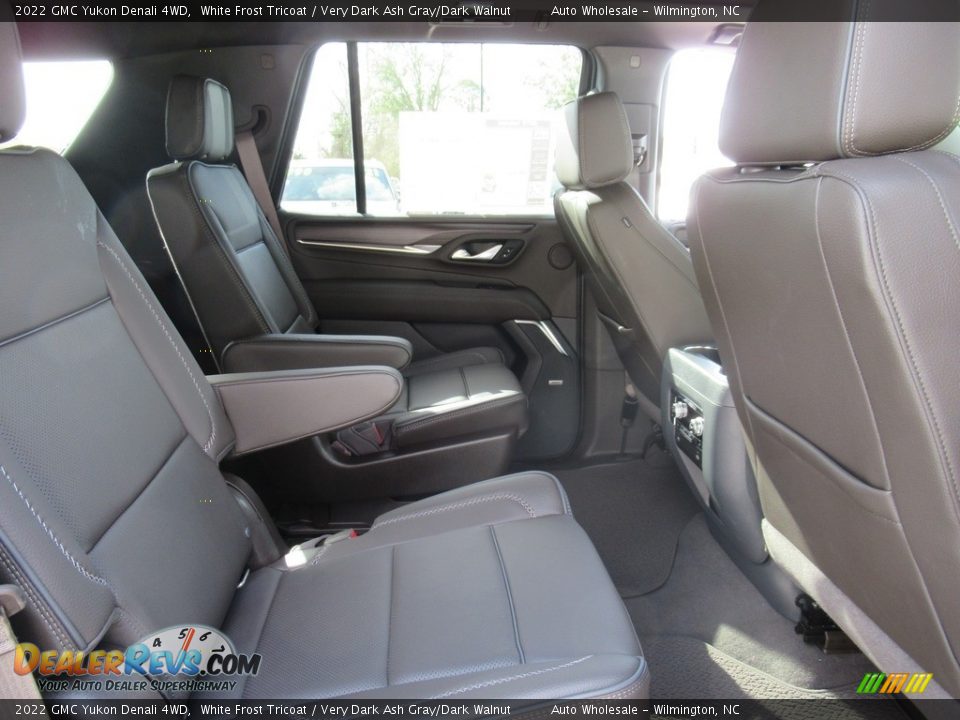 2022 GMC Yukon Denali 4WD White Frost Tricoat / Very Dark Ash Gray/Dark Walnut Photo #14