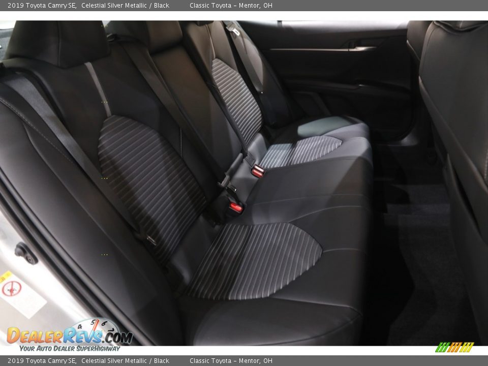 2019 Toyota Camry SE Celestial Silver Metallic / Black Photo #14