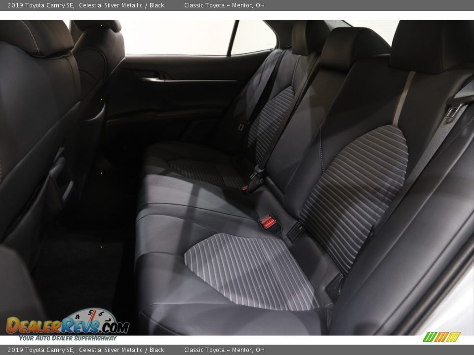 2019 Toyota Camry SE Celestial Silver Metallic / Black Photo #15