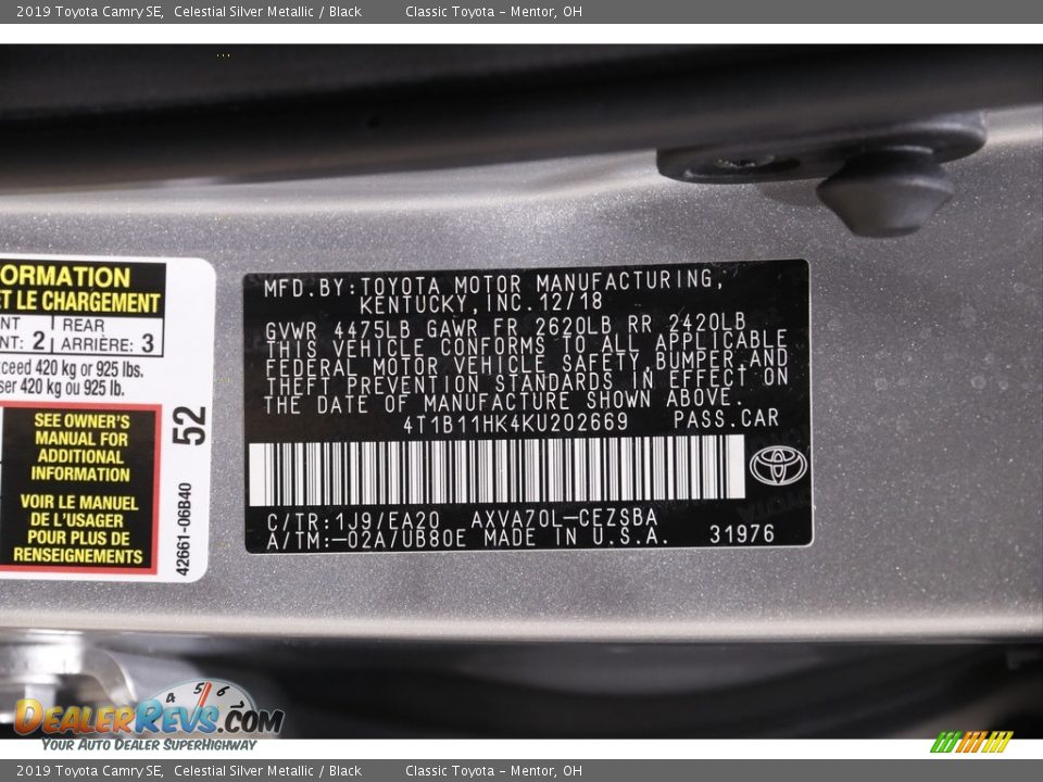 2019 Toyota Camry SE Celestial Silver Metallic / Black Photo #19