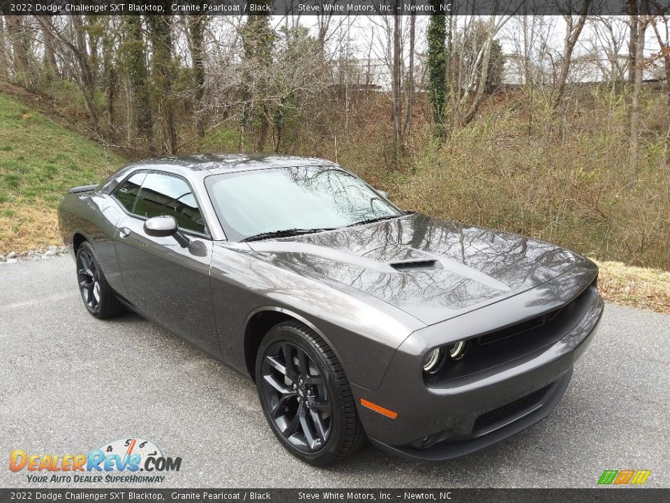 2022 Dodge Challenger SXT Blacktop Granite Pearlcoat / Black Photo #4