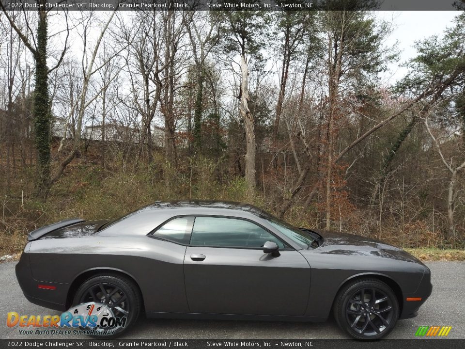 2022 Dodge Challenger SXT Blacktop Granite Pearlcoat / Black Photo #5