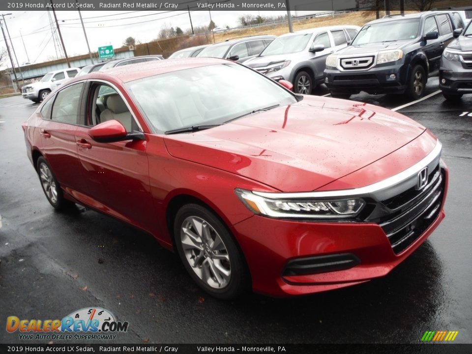 Front 3/4 View of 2019 Honda Accord LX Sedan Photo #5