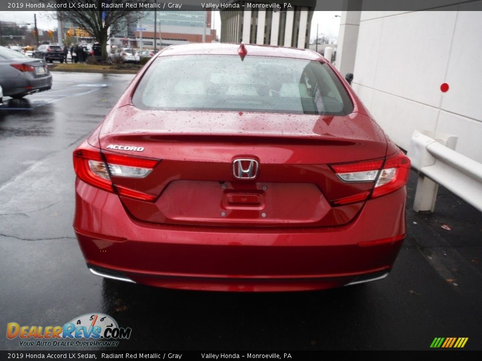 2019 Honda Accord LX Sedan Radiant Red Metallic / Gray Photo #7